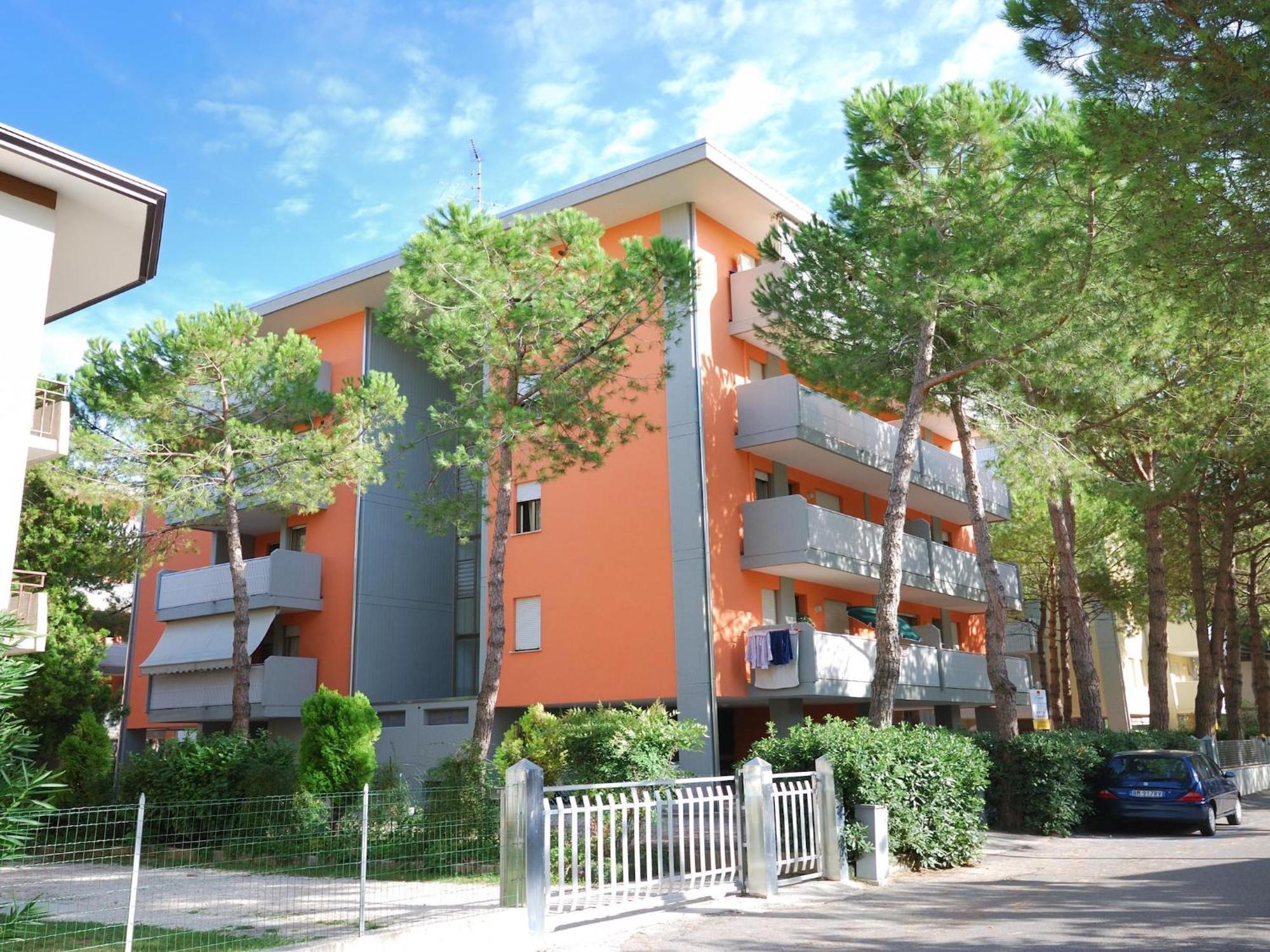 Apartment In Bibione Near Sea Beach エクステリア 写真